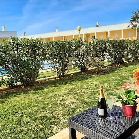 Sun & Pool Holiday * אלבופיירה