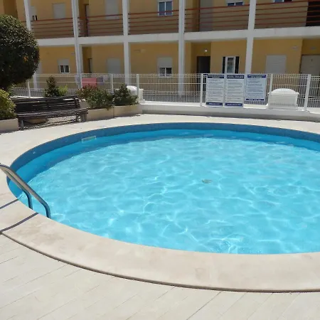 Sun & Pool Holiday * אלבופיירה